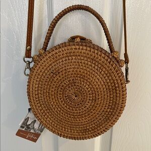 Brown woven basket handbag with detachable leather strap